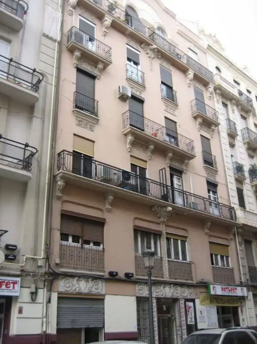Local comercial en Venta en València