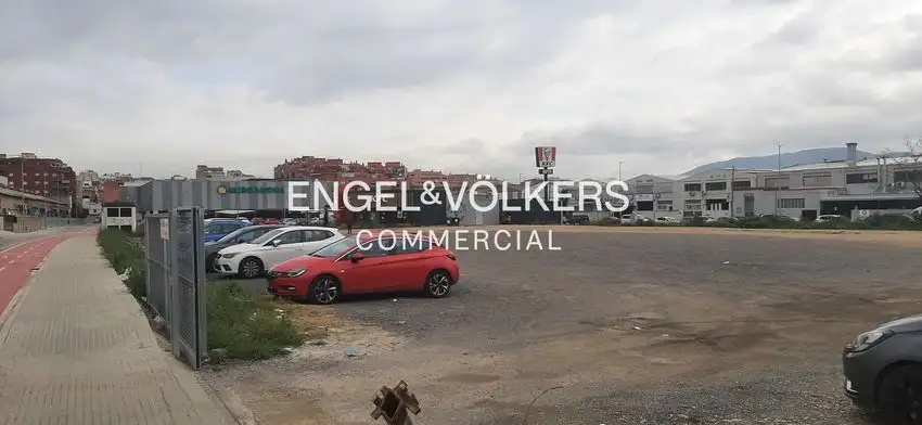 Nave en Alquiler en Ripollet
