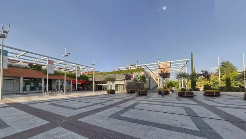 Local comercial en Venta en Alcobendas
