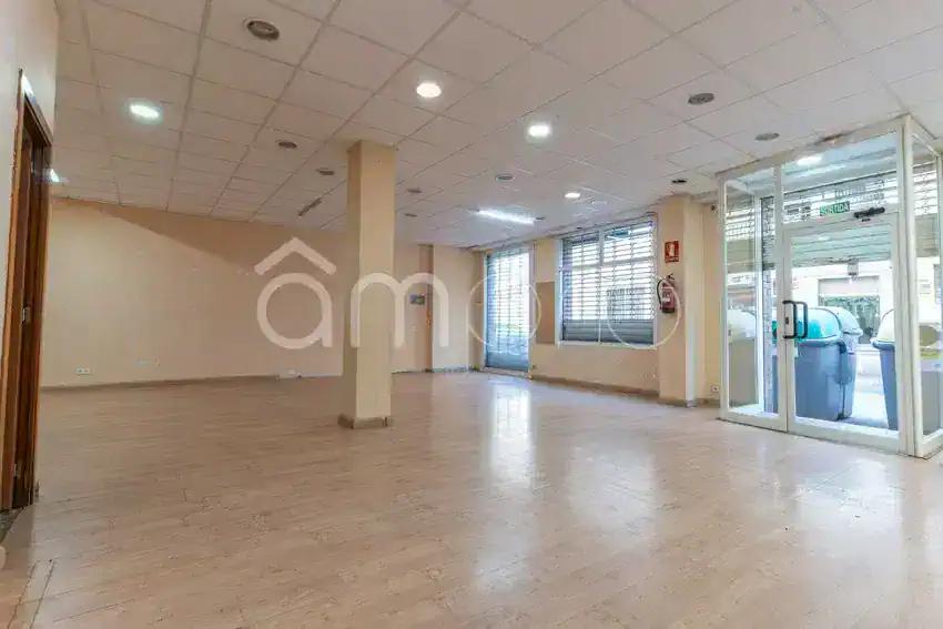 Local comercial en Alquiler en Torredembarra