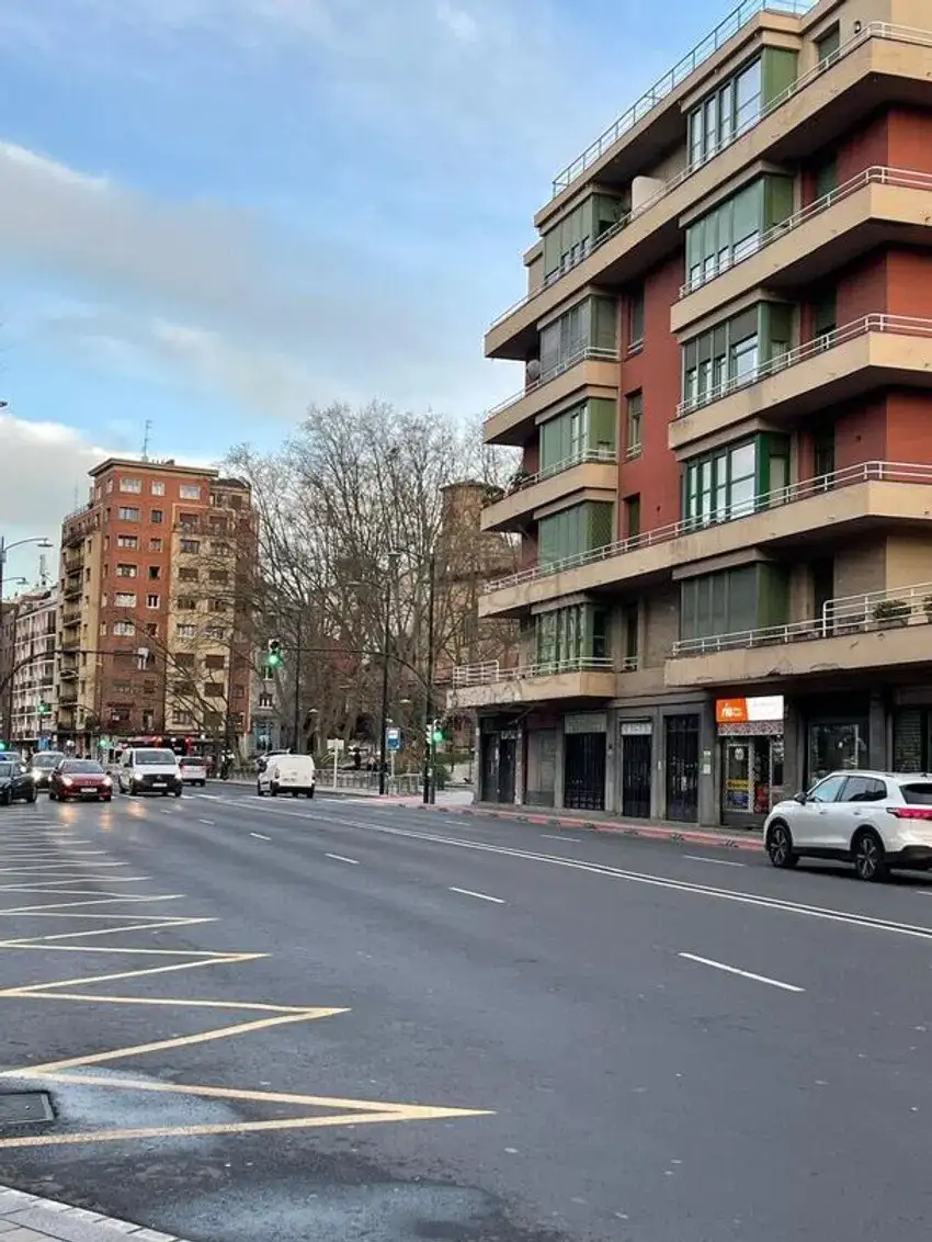 Local comercial en Venta en Bilbao