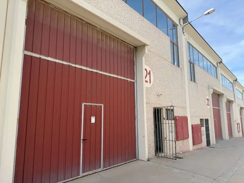 Taller industrial en Venta en Cartuja Baja, Zaragoza