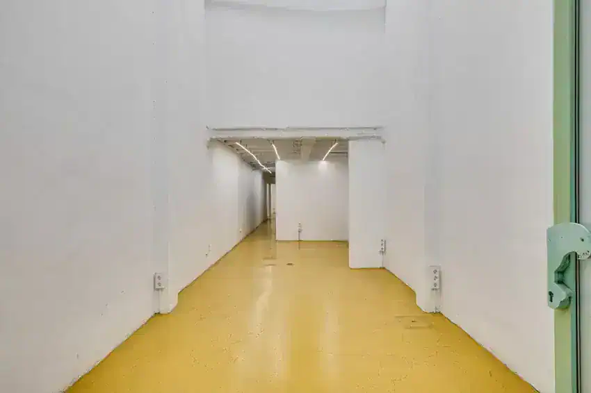Local de Moda en Venta en La Nova Esquerra de l'Eixample, Barcelona