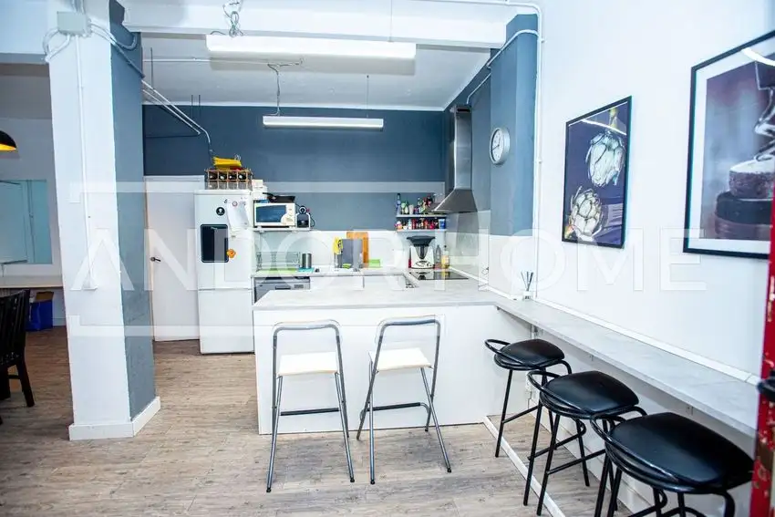 Local comercial en Venta en Vila de Gràcia, Barcelona