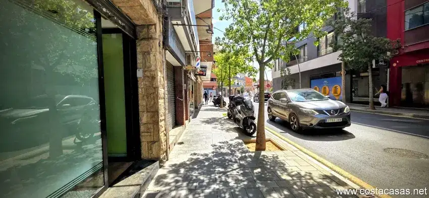 Local comercial en Alquiler en Castelldefels