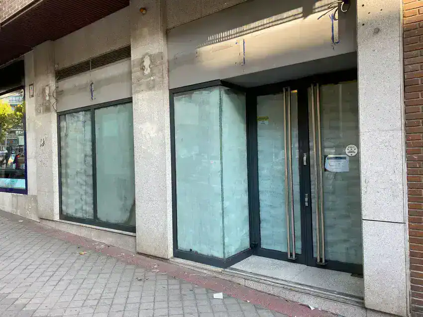 Local comercial en Alquiler en Pacífico, Madrid