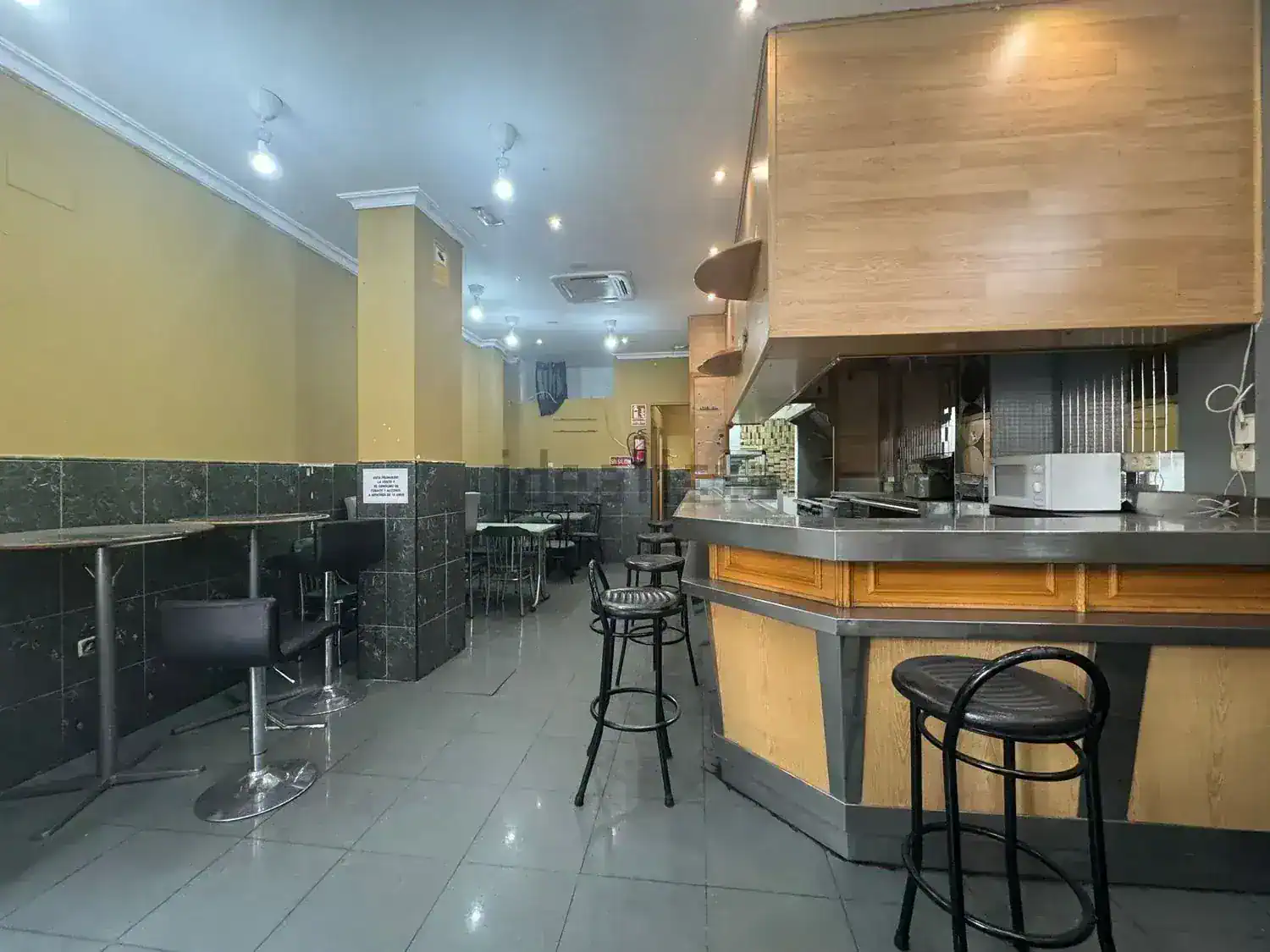 Bar en Venta en Casco Histórico de Vicálvaro, Madrid