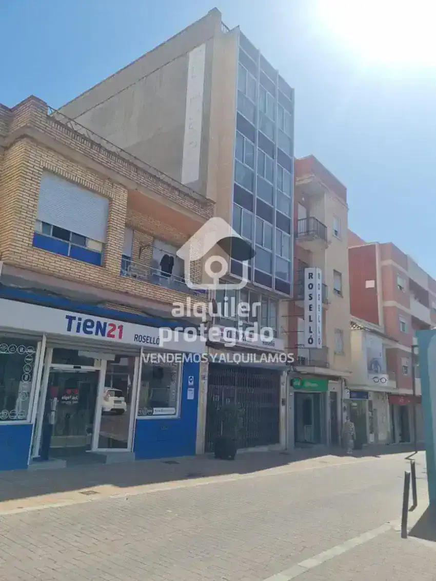 Local comercial en Venta en Picassent