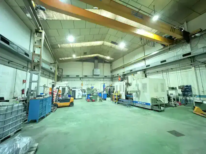 Nave en Venta en Molins de Rei
