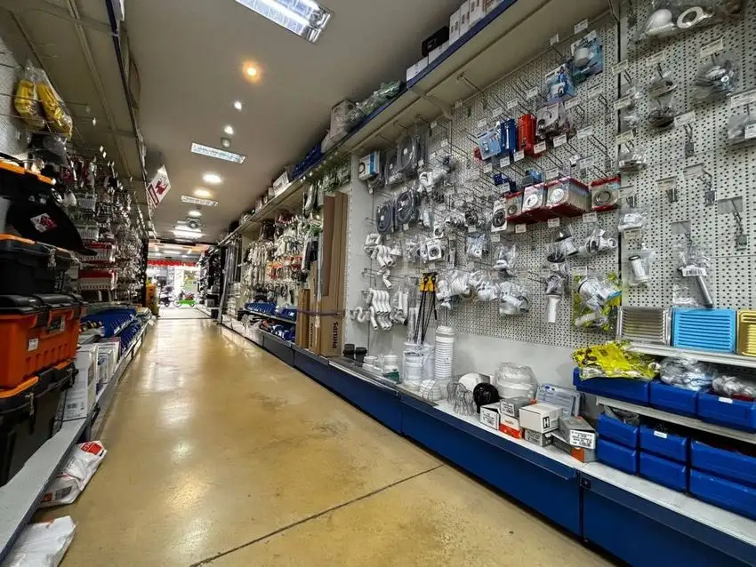 Local comercial en Traspaso en Les Corts, Barcelona