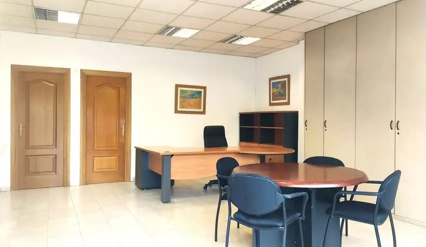 Oficina en Alquiler en Poblados Marítimos, València