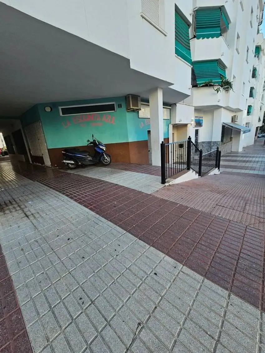 Local comercial en Alquiler en San Pedro Pueblo, Marbella