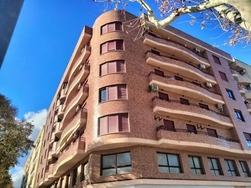 Local comercial en Venta en Elda