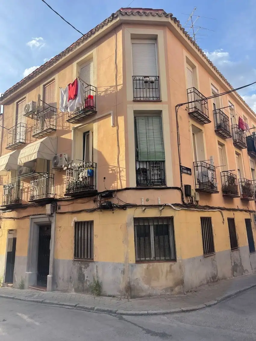 Oficina en Venta en Numancia, Madrid