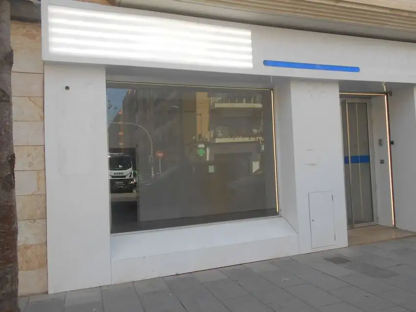 Local comercial en Alquiler en Catarroja