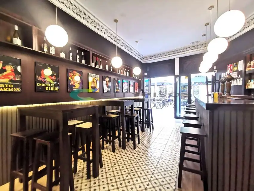Bar en Traspaso en El Poble Sec - Parc de Montjuïc, Barcelona