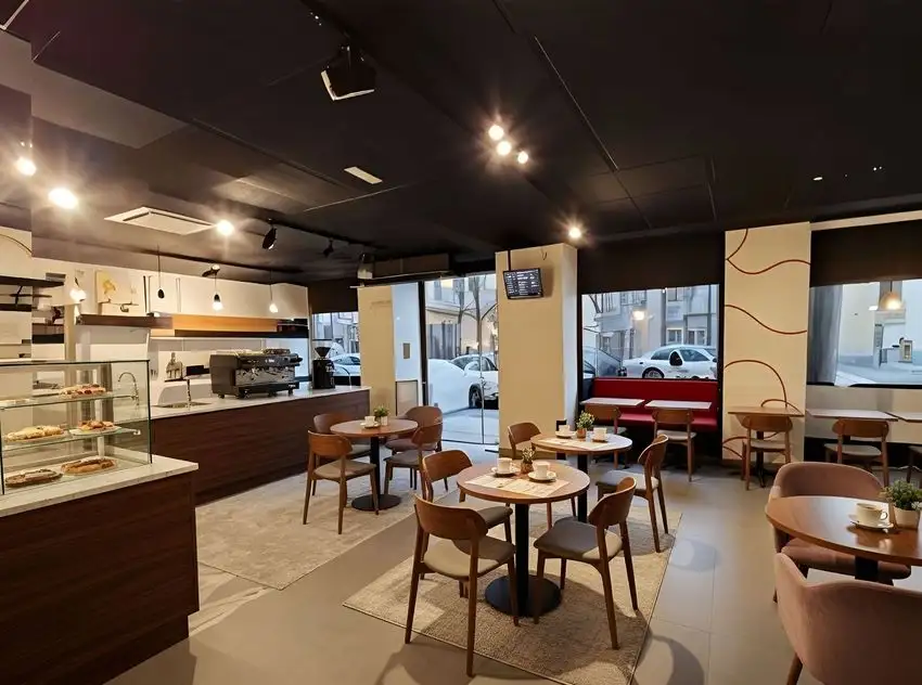 Local de Moda en Alquiler en Arapiles, Madrid