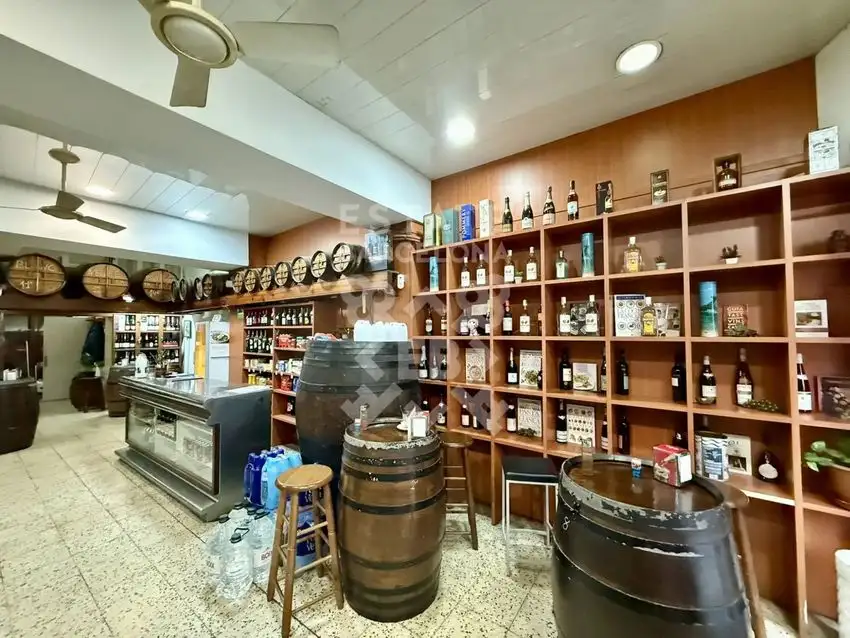 Bar en Venta en La Bordeta, Barcelona