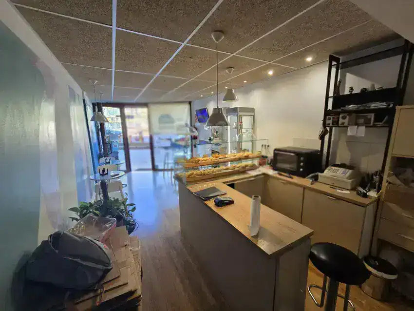 Local de comida para llevar (Take Away) en Traspaso en El Clot, Barcelona