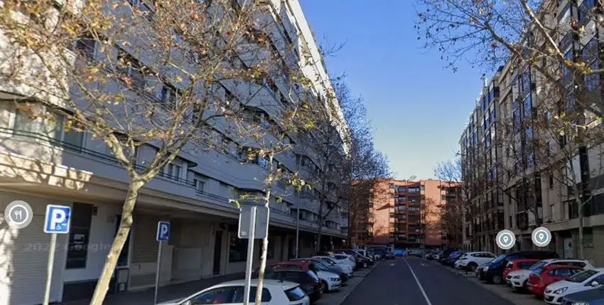 Local comercial en Venta en Pacífico, Madrid