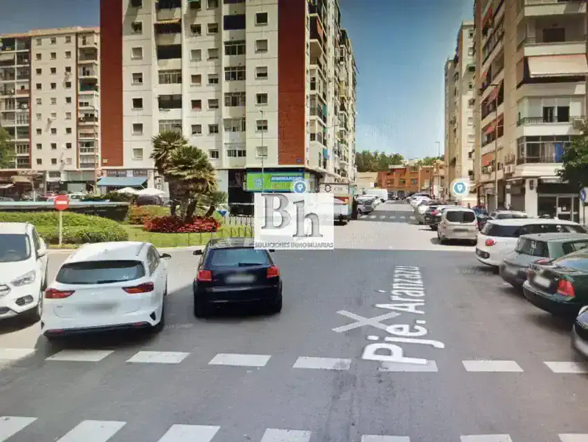 Local comercial en Venta en Los Castillejos - La Trinidad, Málaga
