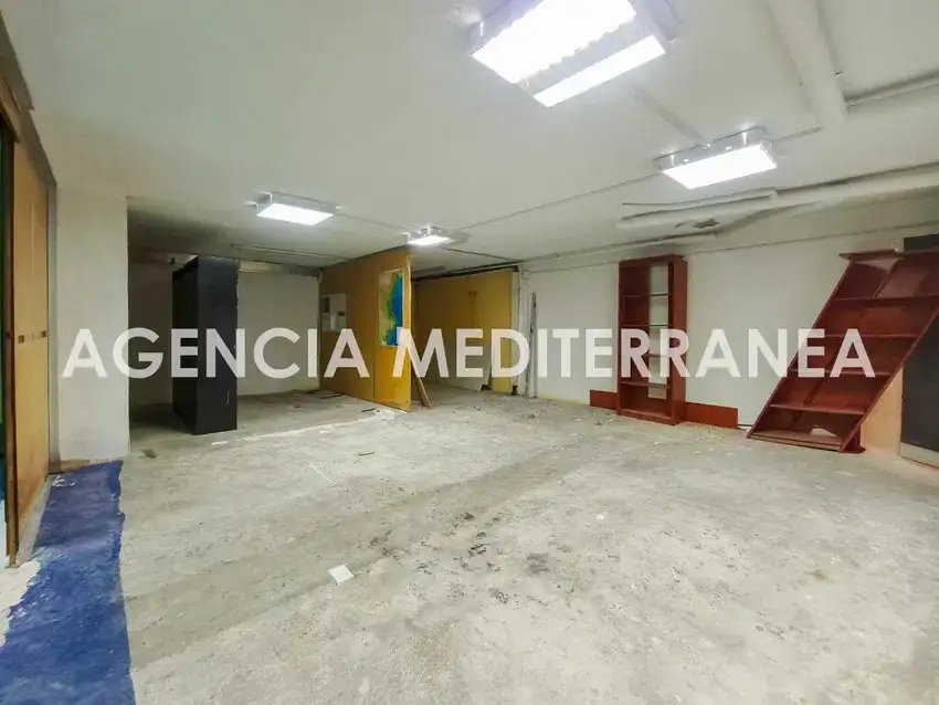 Centro educativo en Venta en València