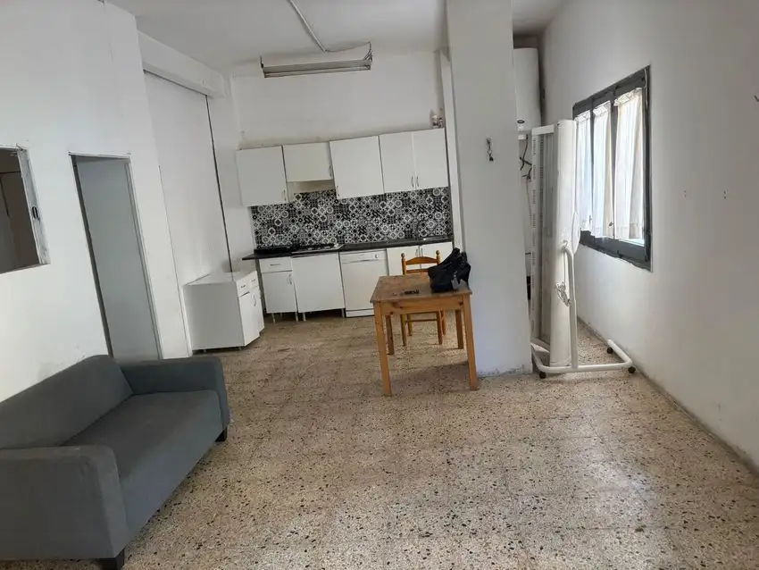 Oficina en Alquiler en La Teixonera, Barcelona