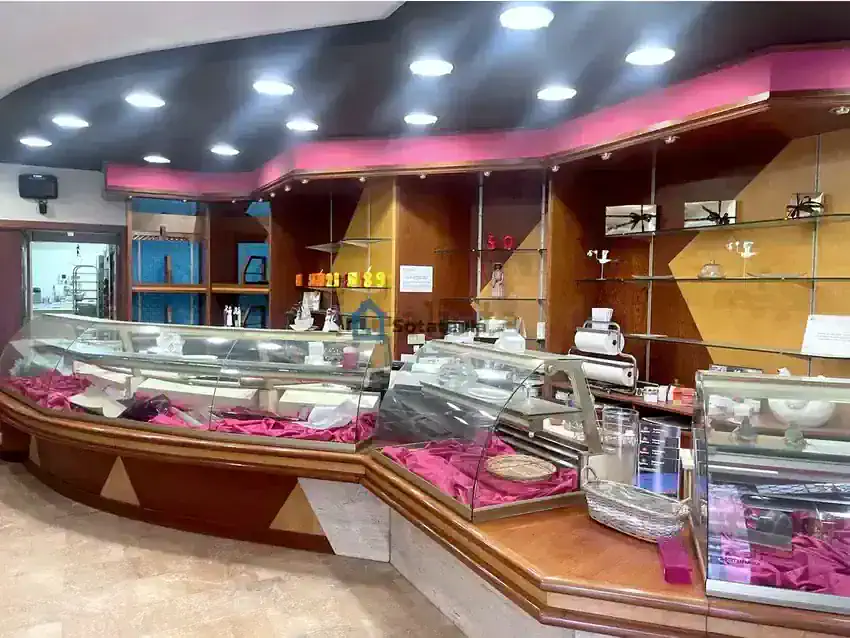 Panadería - Pastelería en Venta en Reus