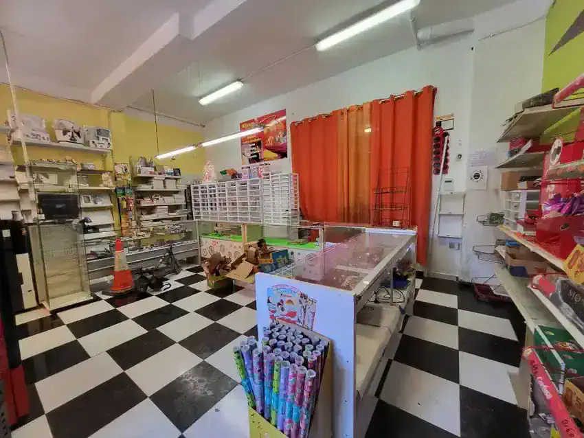 Local comercial en Traspaso en Silla