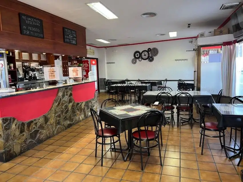 Bar en Traspaso en Salvador Allende-Parque Goya-Zorongo, Zaragoza