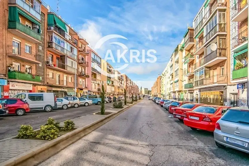Local comercial en Venta en San Isidro, Madrid