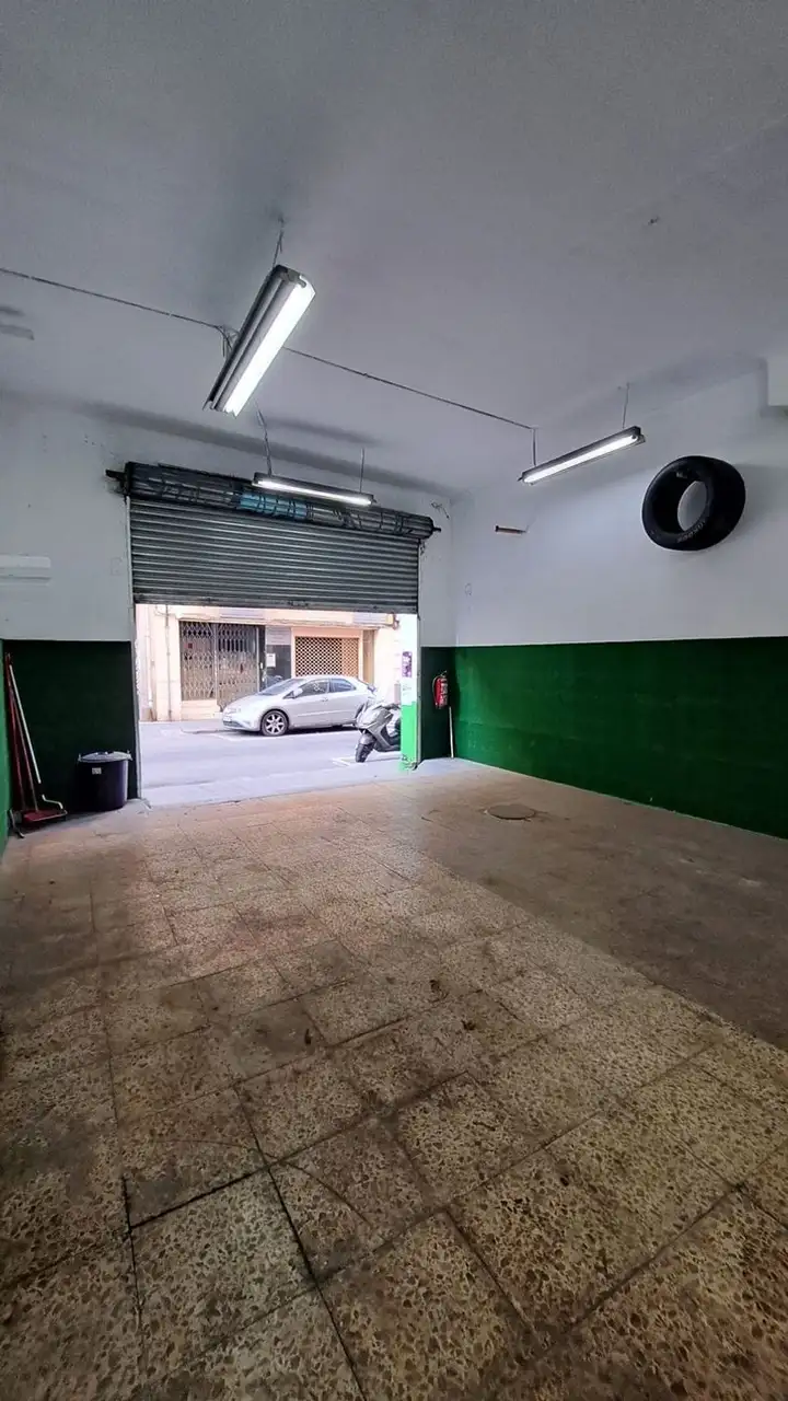 Local comercial en Venta en Vila de Gràcia, Barcelona