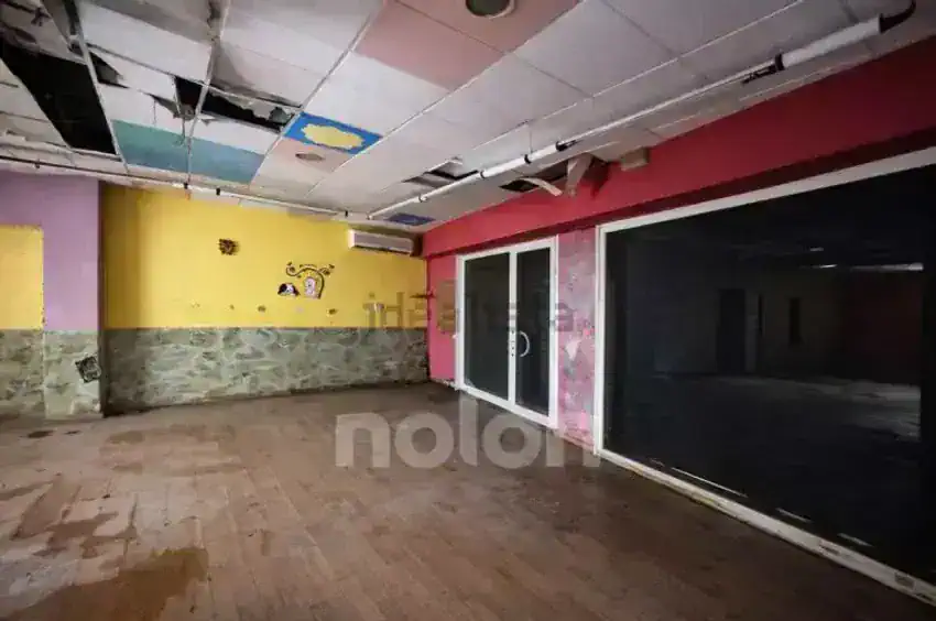 Local comercial en Venta en Sant Boi de Llobregat