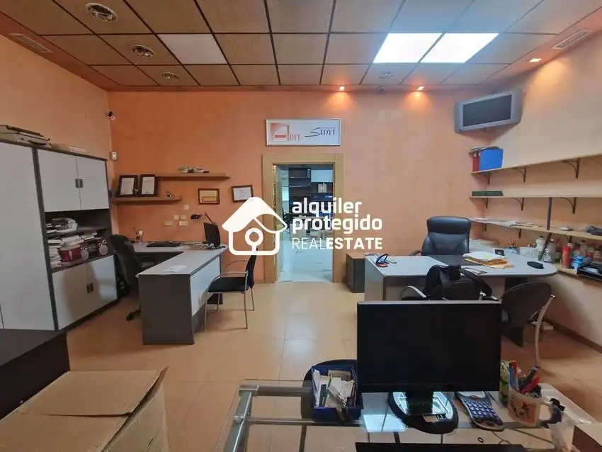 Local comercial en Venta en Orcasitas, Madrid