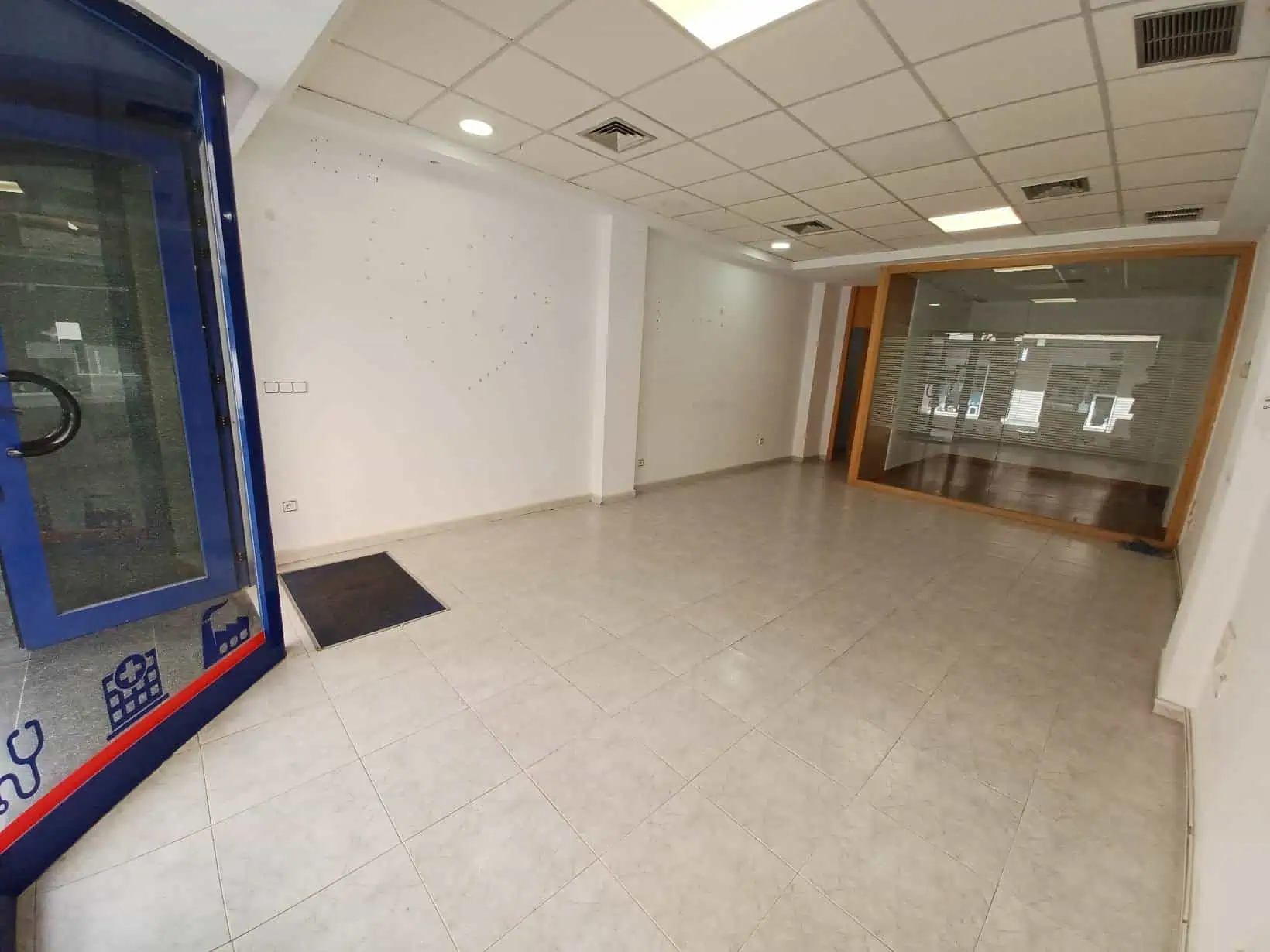 Local comercial en Alquiler en Cáceres