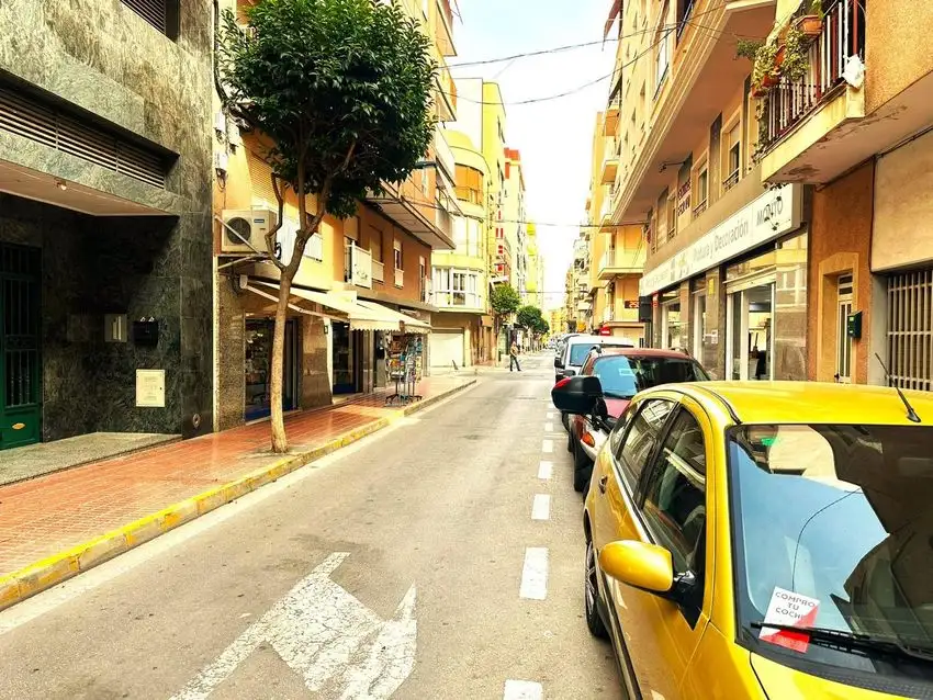 Local comercial en Venta en Santa Pola