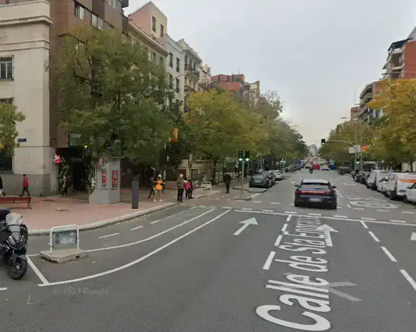 Local comercial en Alquiler en Trafalgar, Madrid