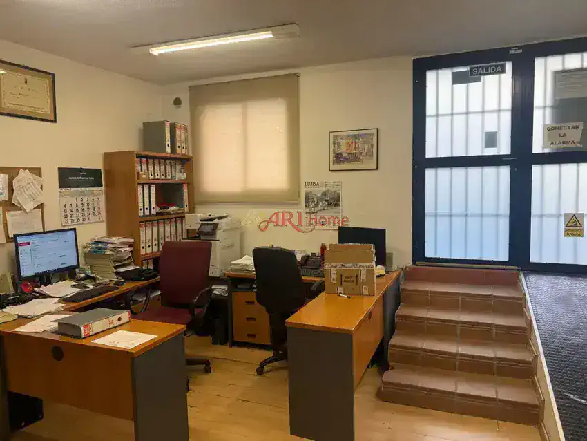 Local comercial en Alquiler en Opañel, Madrid