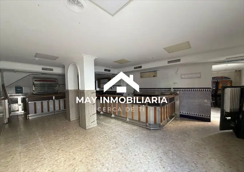 Bar en Venta en Coria del Río