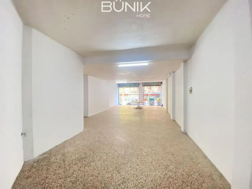 Local comercial en Venta en El Parc i la Llacuna del Poblenou, Barcelona