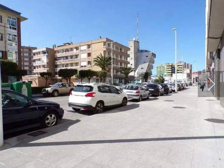 Local comercial en Alquiler en Torrelavega