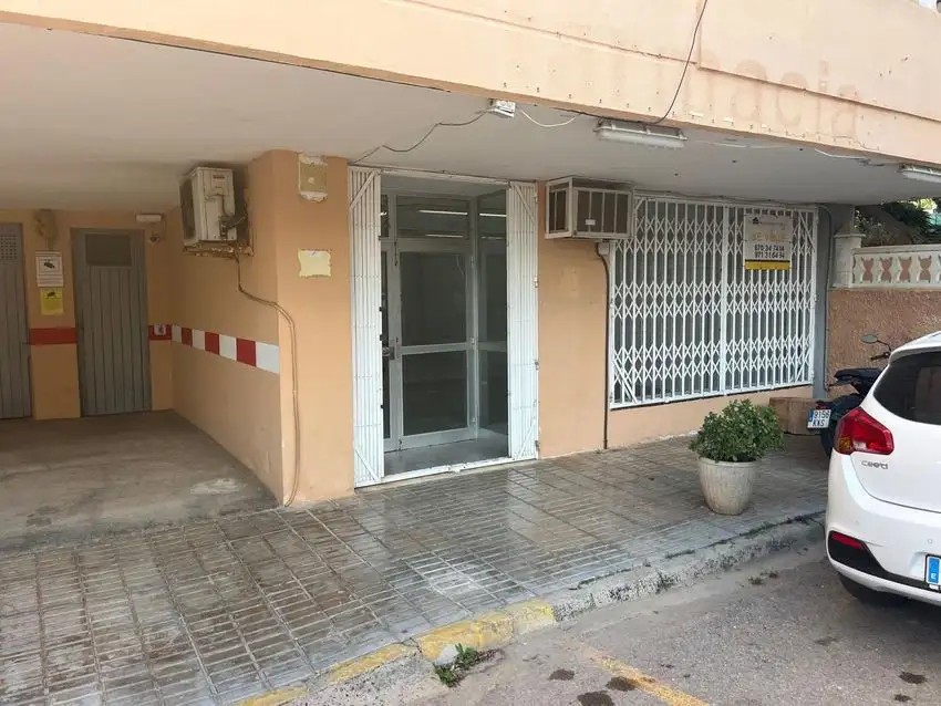 Local de Moda en Venta en Puig den Fita