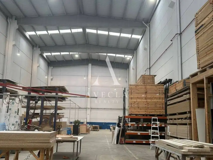 Nave en Alquiler en Montcada i Reixac