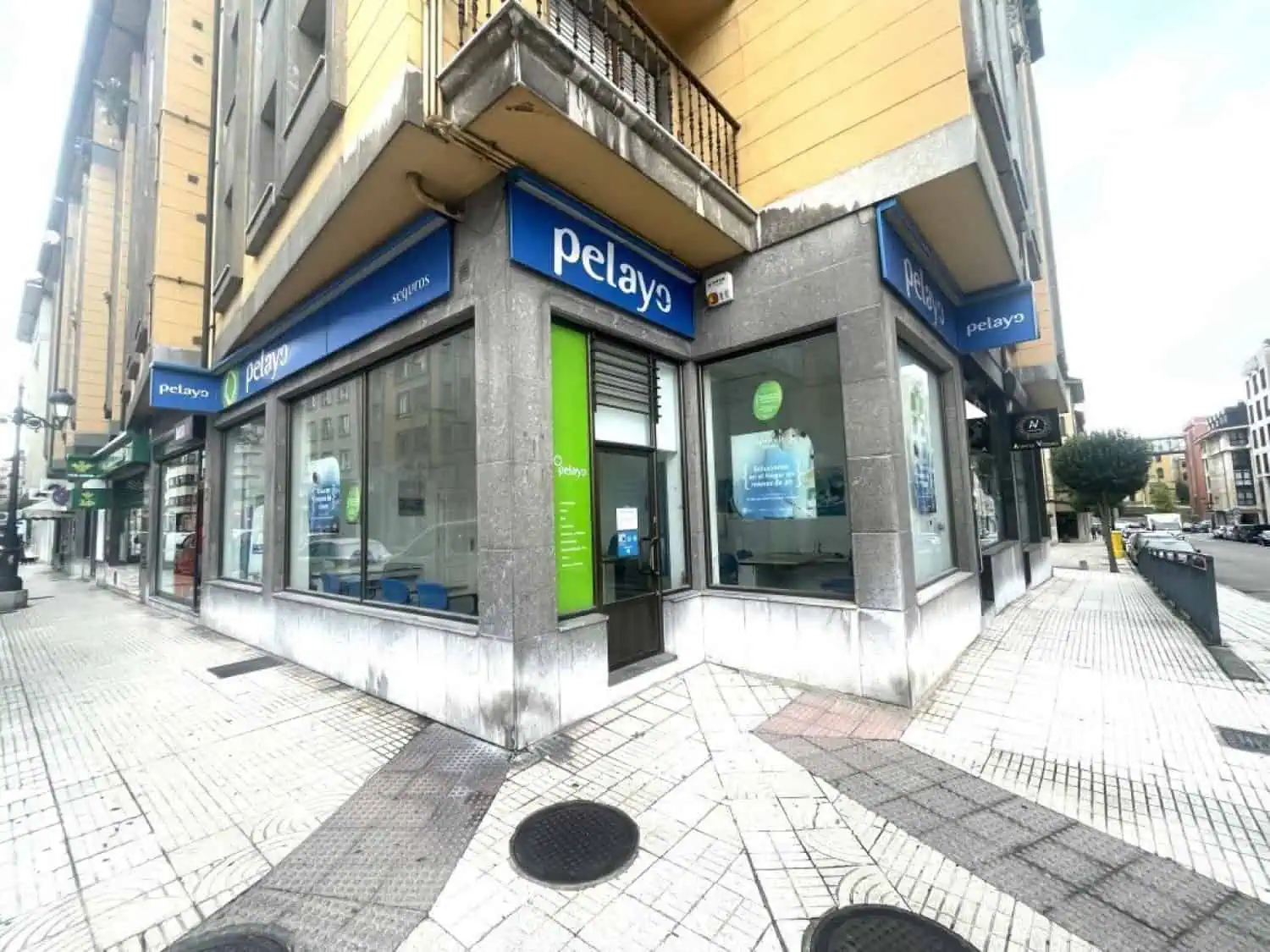 Local comercial en Alquiler en Oviedo