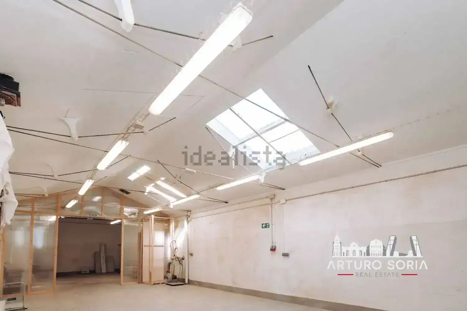 Almacén en Alquiler en Concepción, Madrid