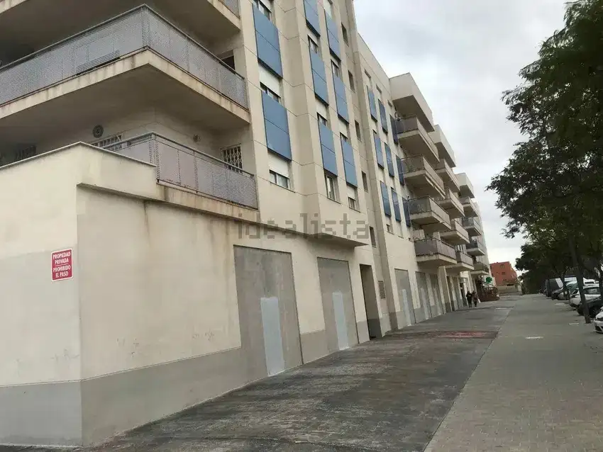 Local comercial en Venta en Paterna