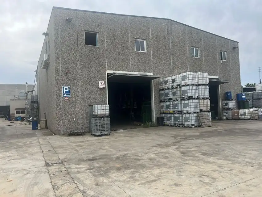 Almacén en Venta en Santa Perpètua de Mogoda