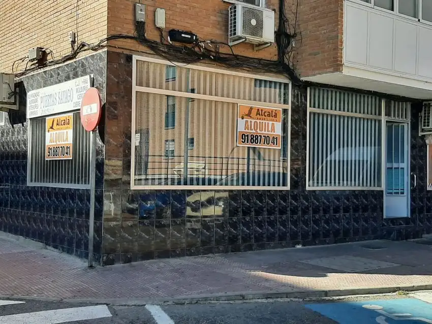 Local de Moda en Alquiler en El Chorrillo, Alcala de Henares