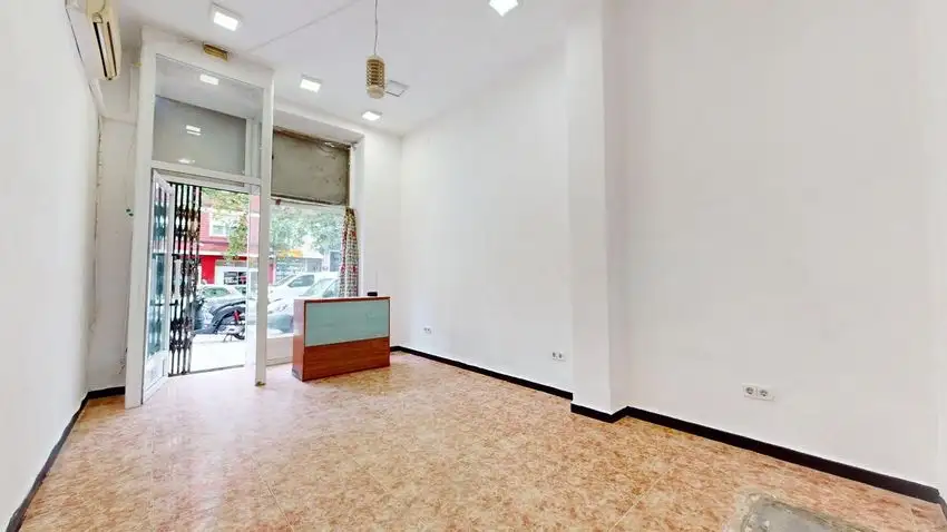 Local de Moda en Alquiler en Las Fuentes, Zaragoza