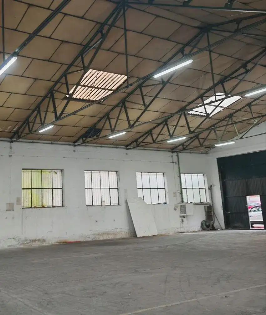 Nave en Alquiler en Fuenlabrada